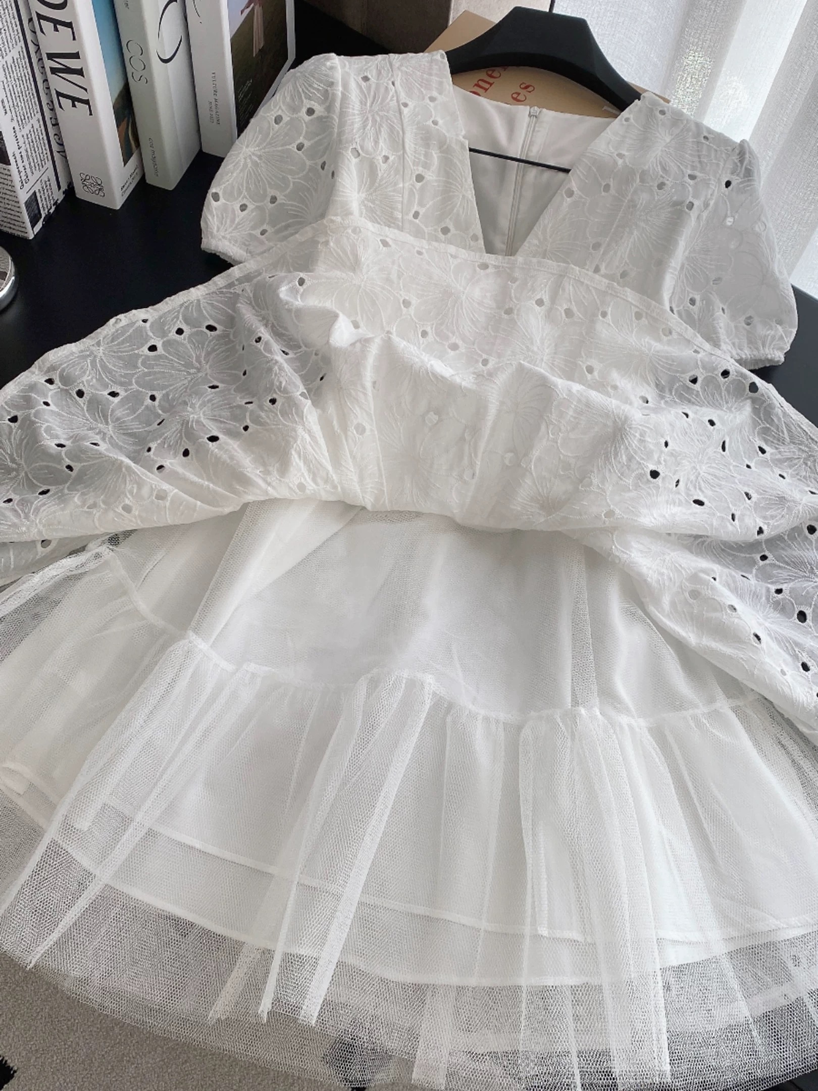 Chicago babe lace dress CD363 image