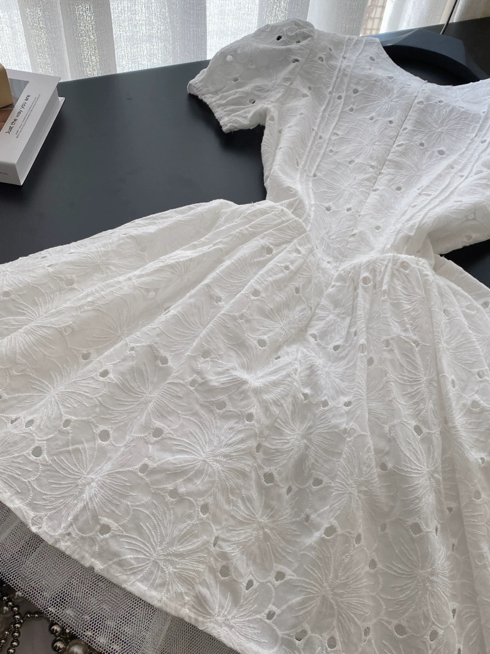 Chicago babe lace dress CD363 image