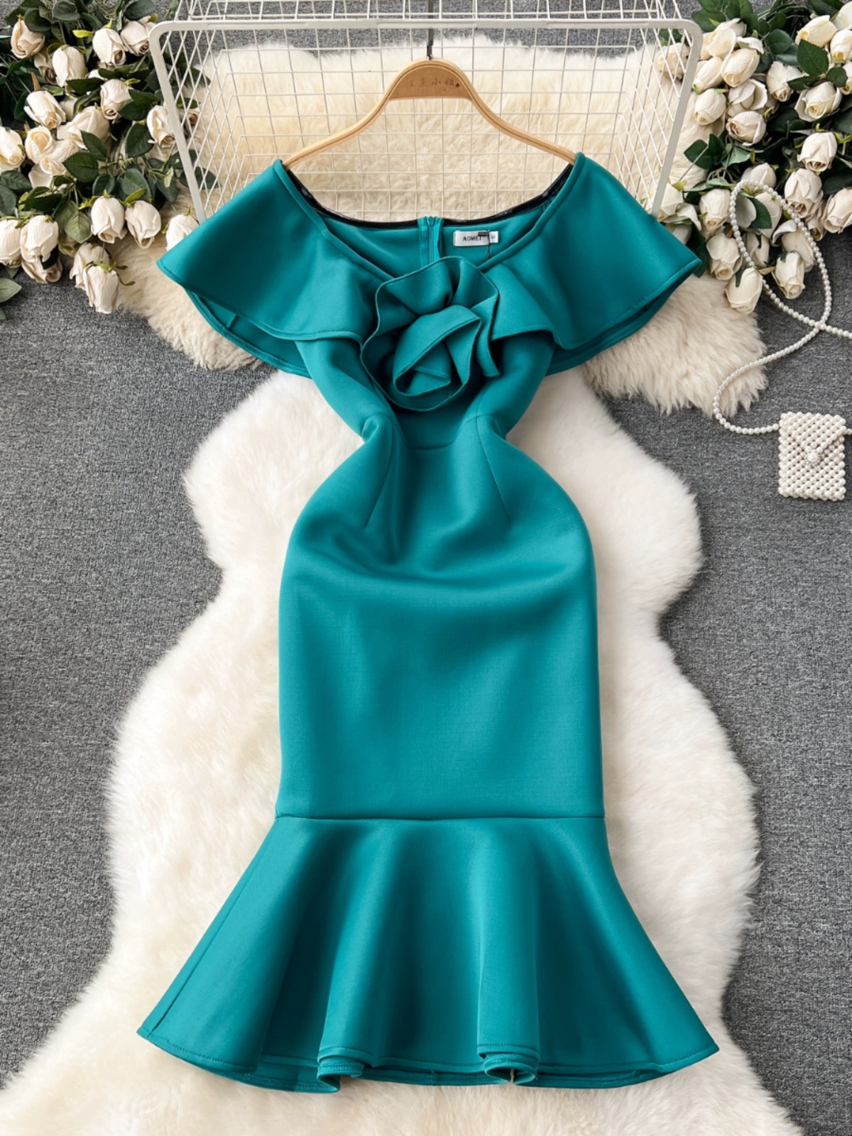 Island party dress EBC184