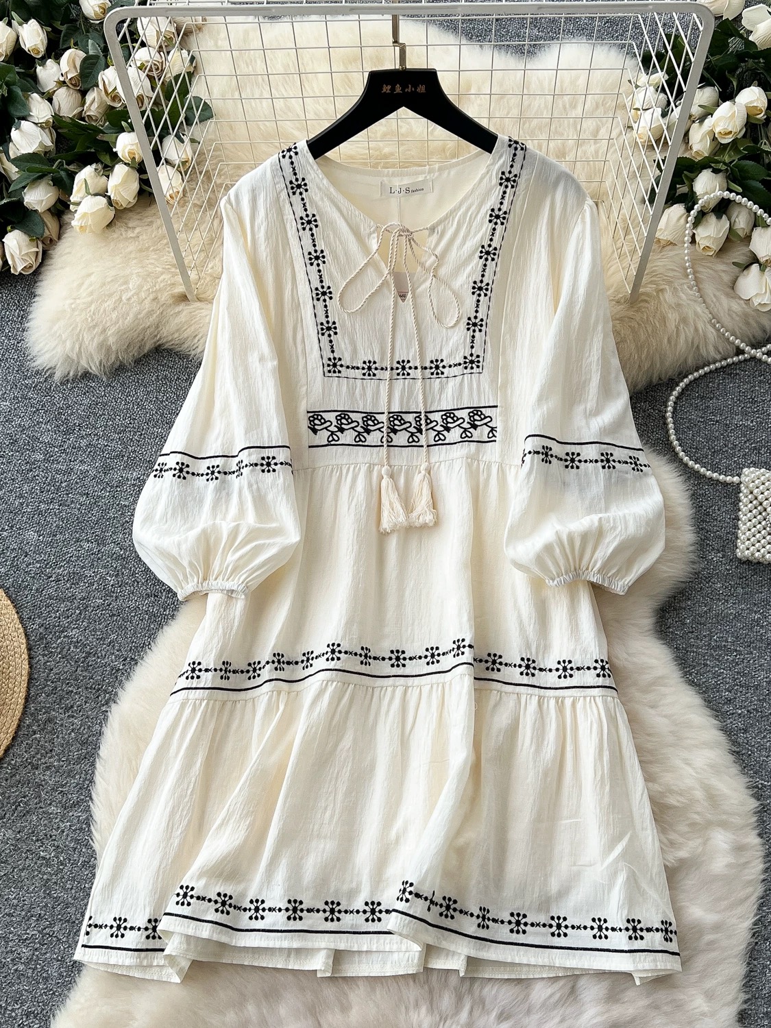 Linked together embroidery dress CD1462 image