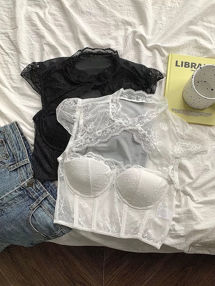 Lace baddie top