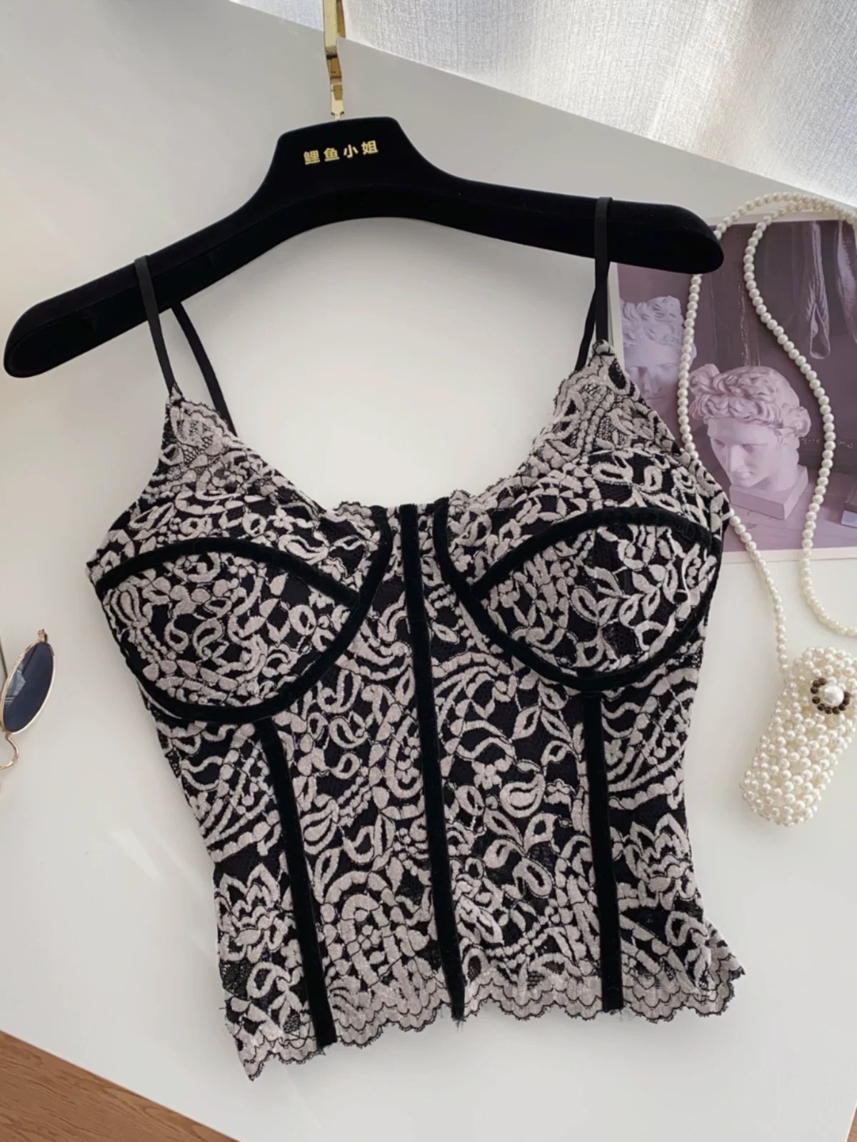 Flight to Sydney top CTO791 image