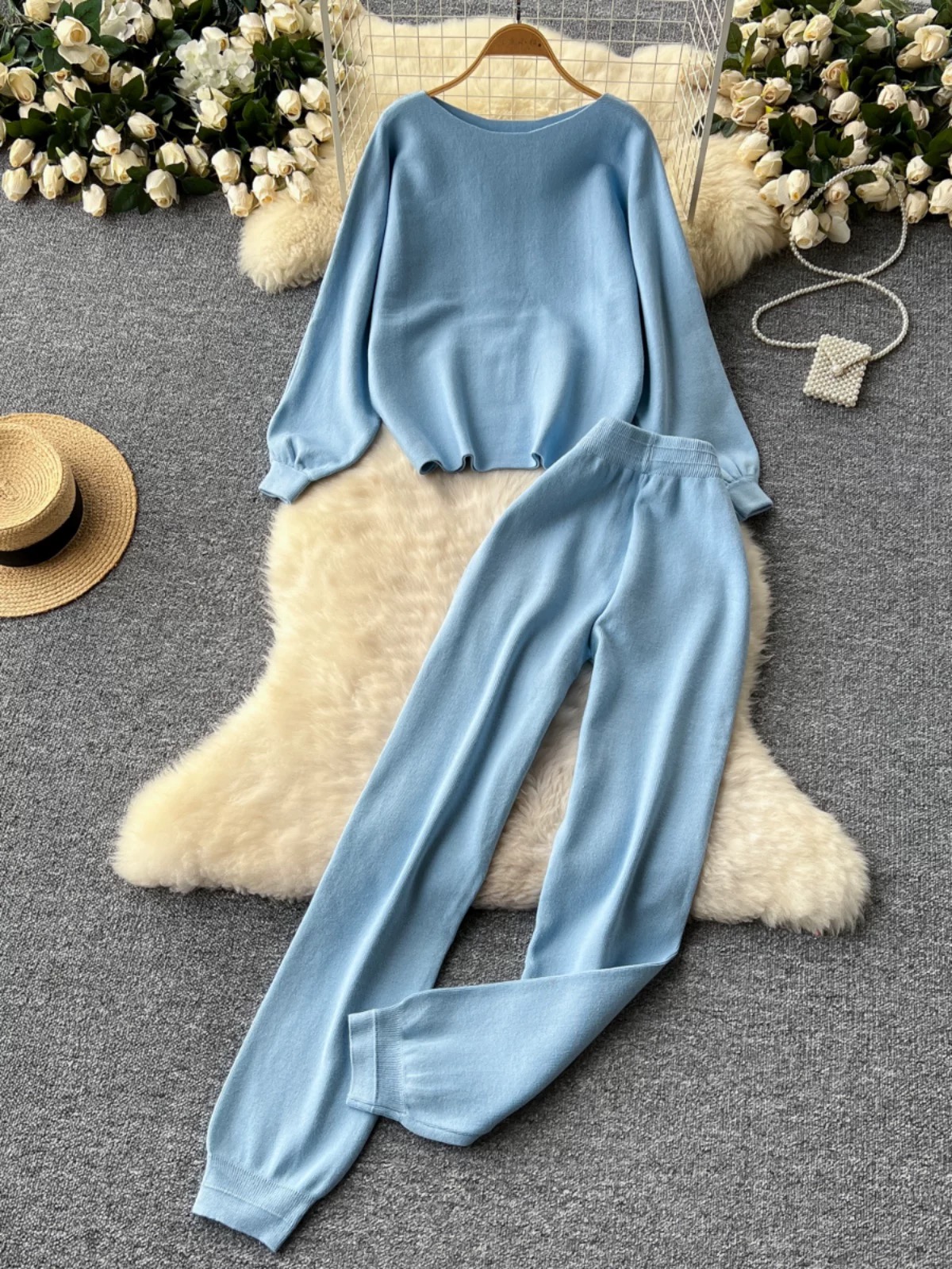 Living in it set STP140 image