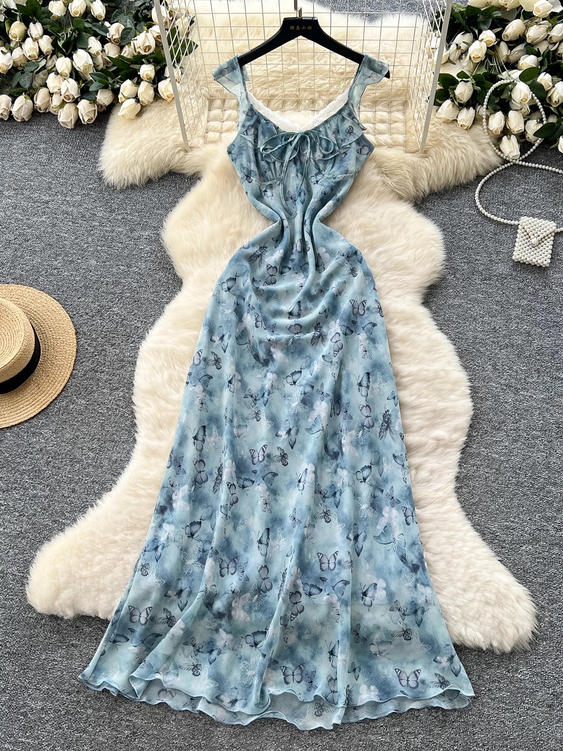 Silk and snatched dress CD637 image