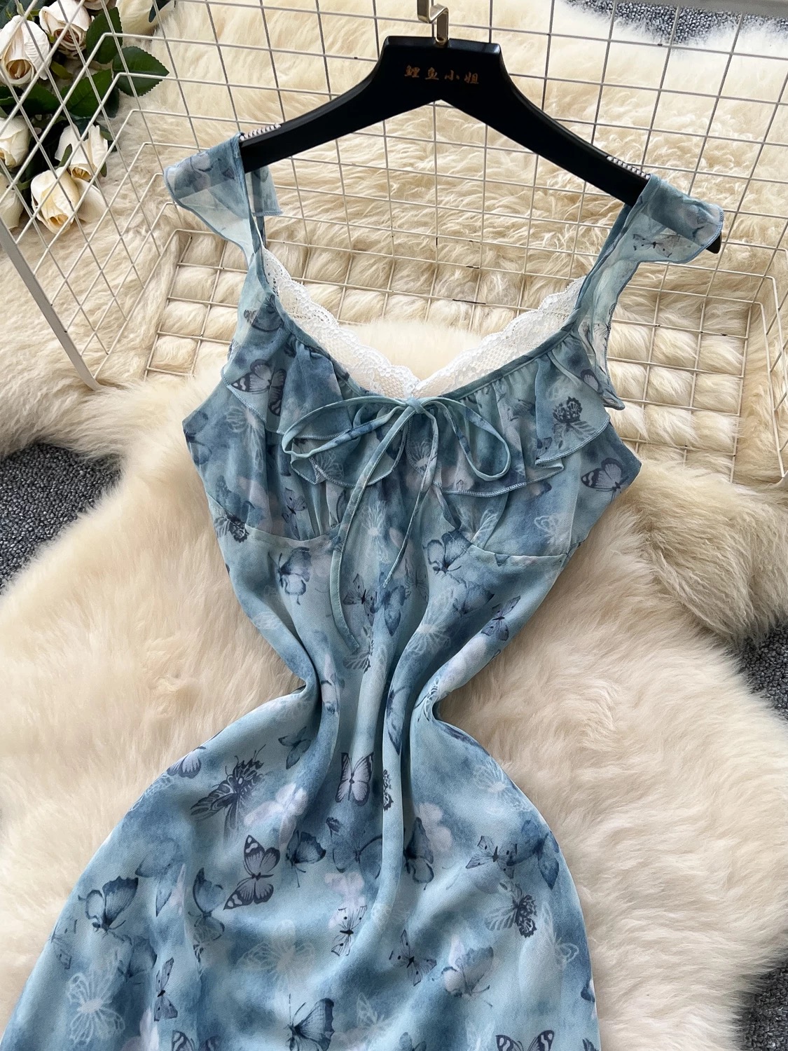 Silk and snatched dress CD637 image