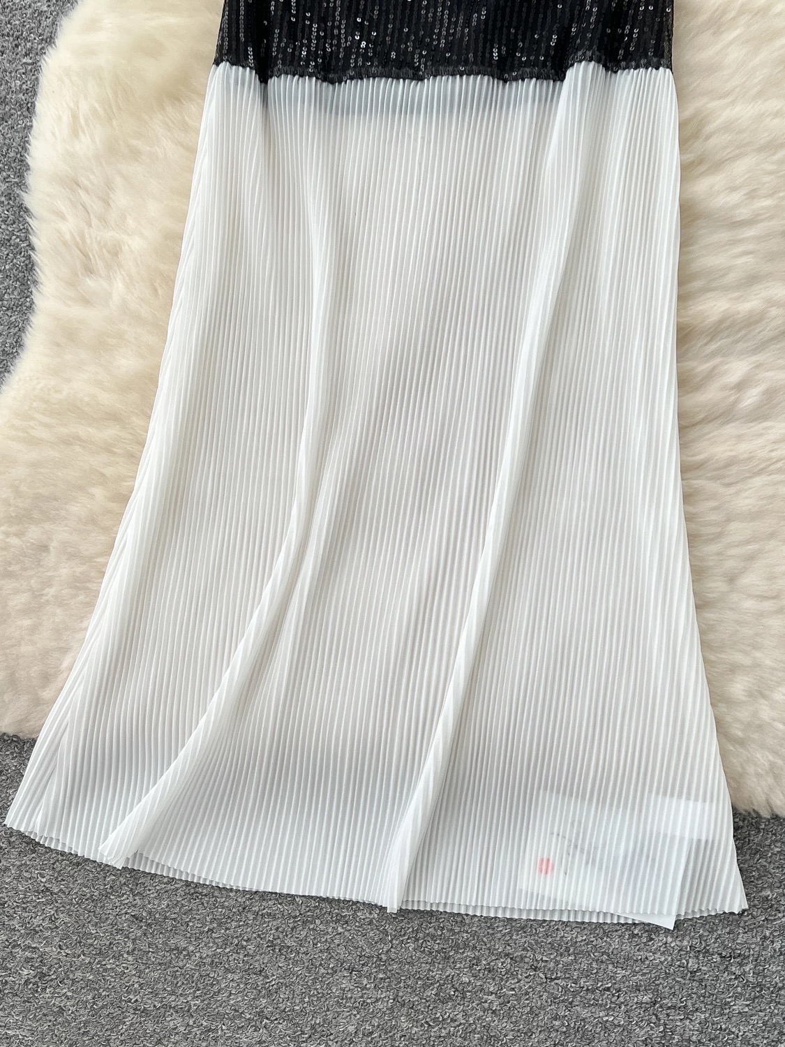 Good on this side sequin dress FD526 image