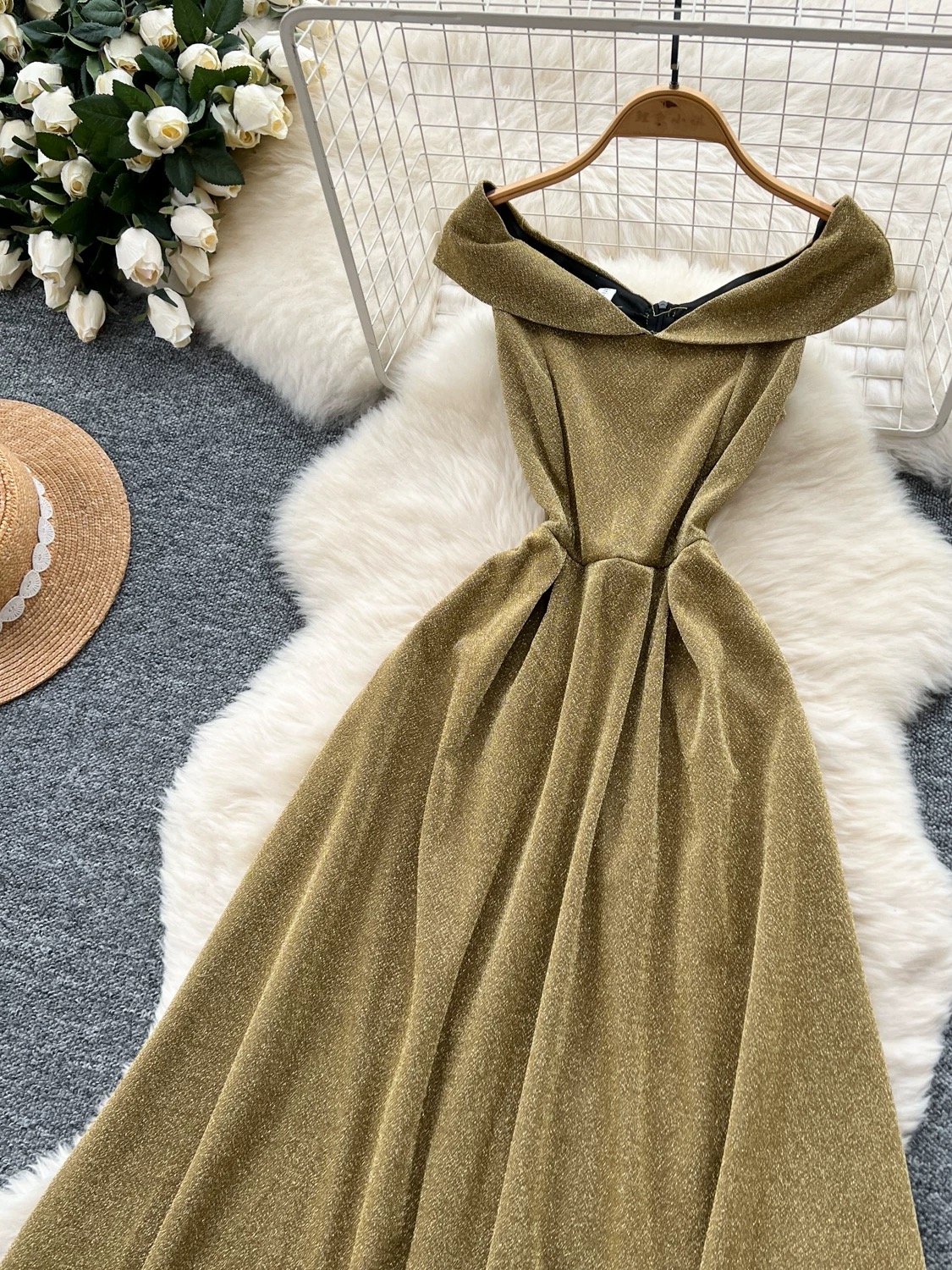 Glam hour dress CD1422 image