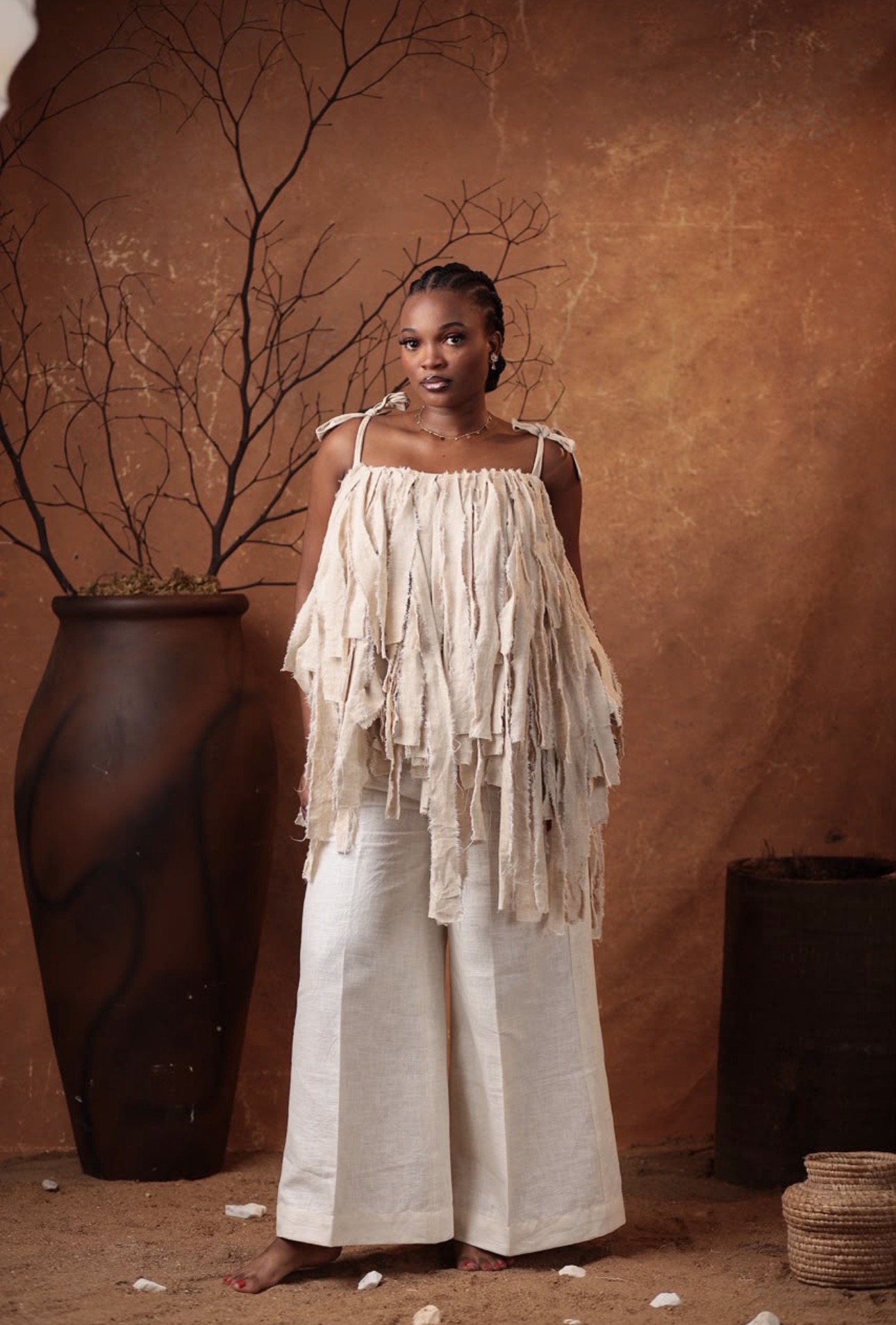 AMARÀ TASSEL TOP & LINEN TROUSERS SET